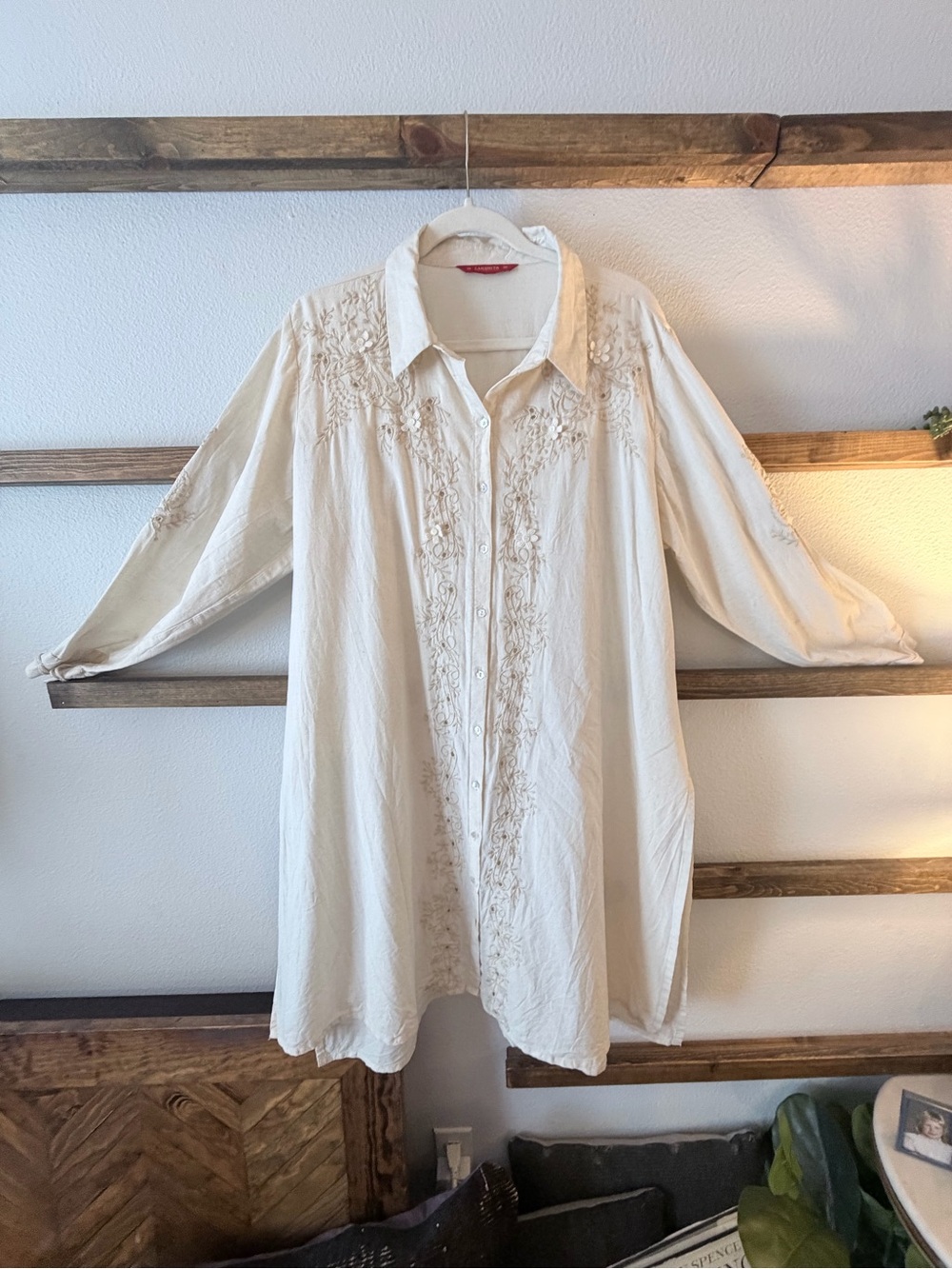 Lakshita Embroidered Tunic Shirt 3X Cream Floral Chikankari Kurta Long Sleeve